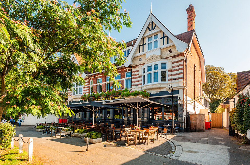 the crown and greyhound